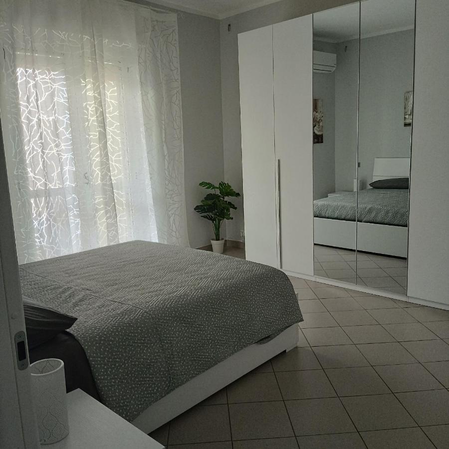 Appartamento Conte Verde Βερτσέλλι Εξωτερικό φωτογραφία